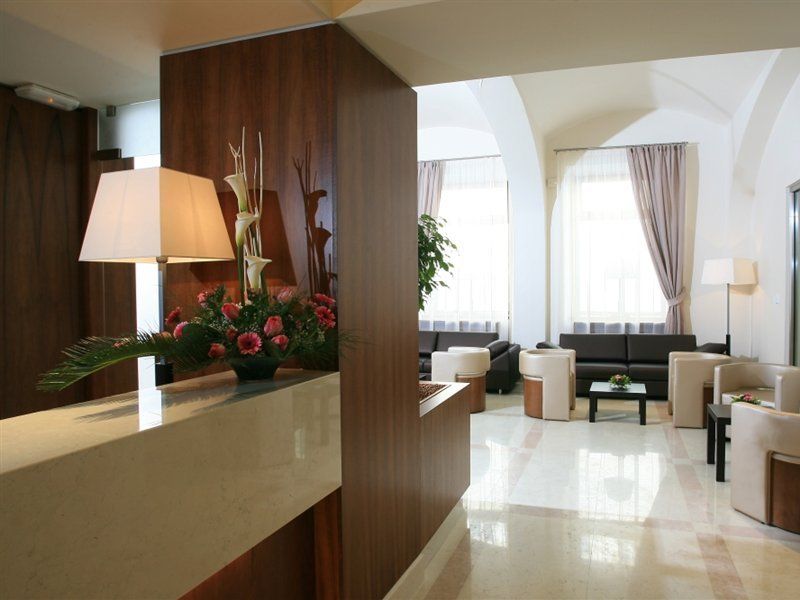 Hotel Maestro By Adrez Praga Zewnętrze zdjęcie